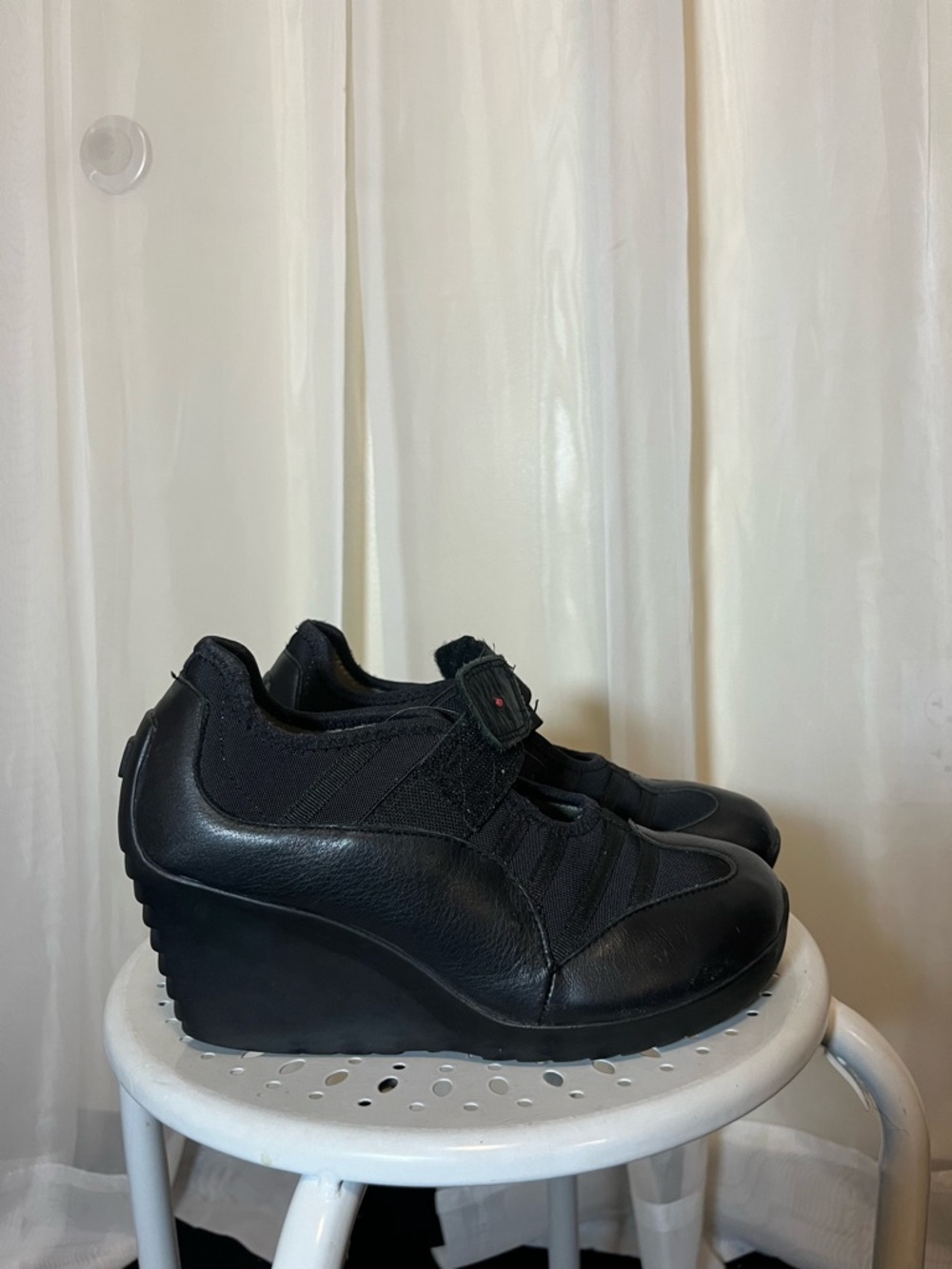 Tsubo Black Wedge Sneakers with Hook Strap